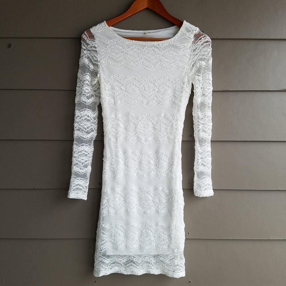NEW White Lace Bodycon Dress Size S; like XS - S